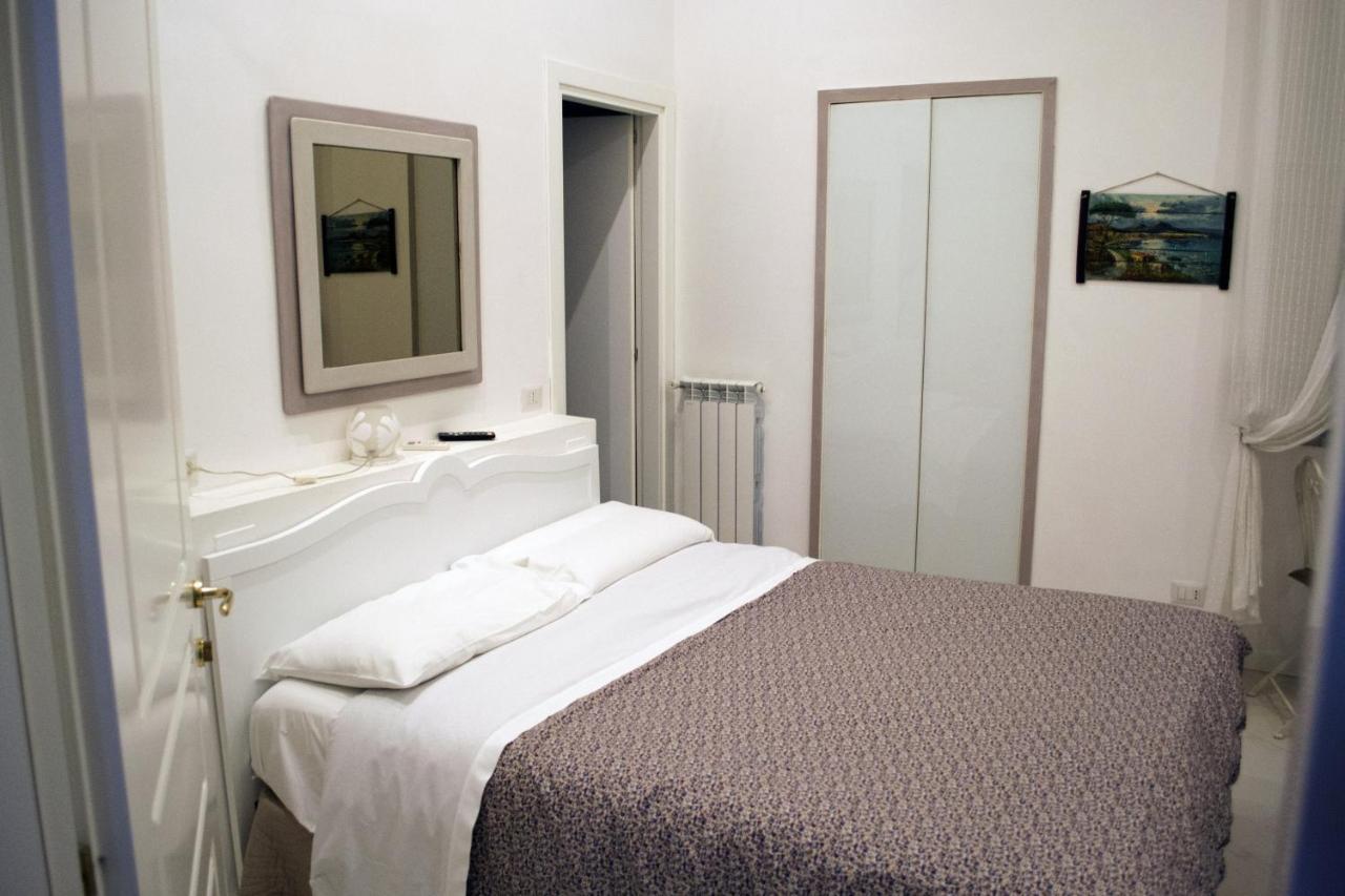 Bed and Breakfast Le Stanze Di Dolly Neapol Exteriér fotografie